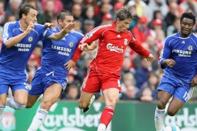 斯文施瓦茨800米发挥稳定，拳击施瓦茨