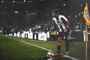 拉恩：凭借加速和敏锐的判断，他成为全黑队反击战术中的核心球员