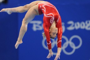 新加坡队赛制研究：如何在复杂赛制中提高整体作战能力，新加坡赛制注重什么